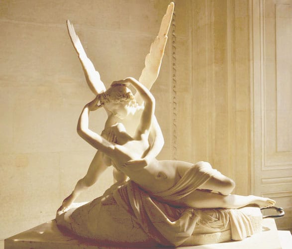 Statue de Eros embrassant Psyché : le baiser de l'amour qui ranime